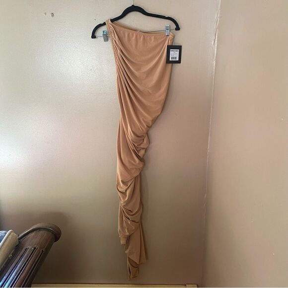 Norma Kamali Diana Gown nude tan midi dress bodycon Revolve New S - Picture 12 of 13